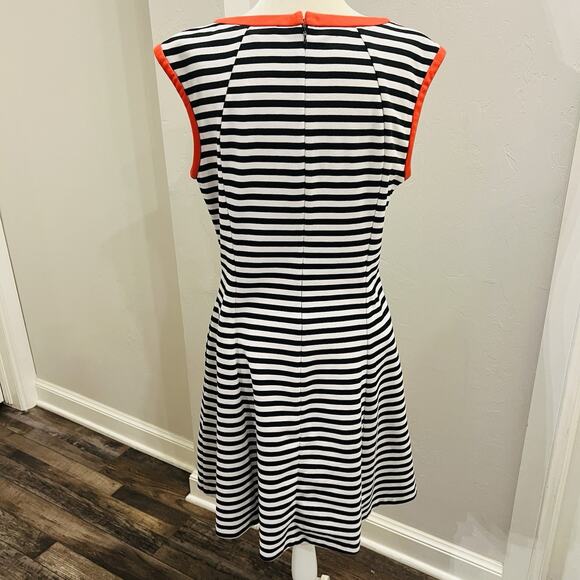 Valerie Stevens L Sleeveless Casual Dress Striped Black White Coral Trim (A0126) - Picture 3 of 5